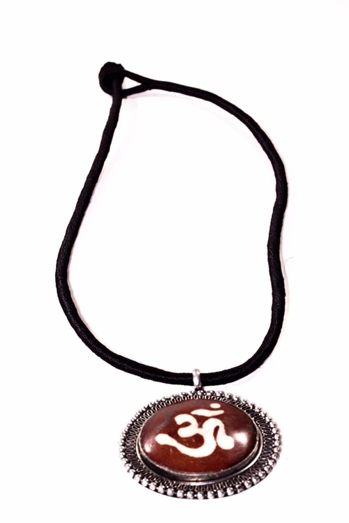 Auspicious_Om_Spiritual_Necklace_spo.jpg